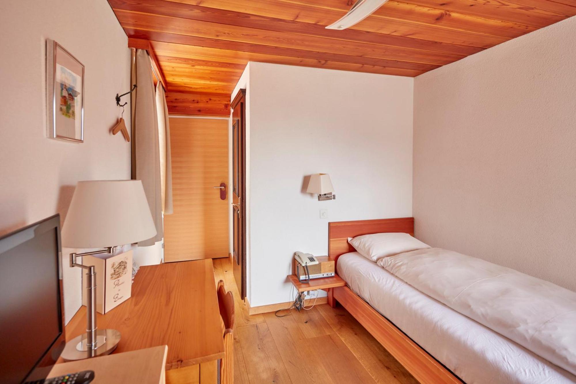 Hotel Alpenblick Zeneggen Exteriér fotografie